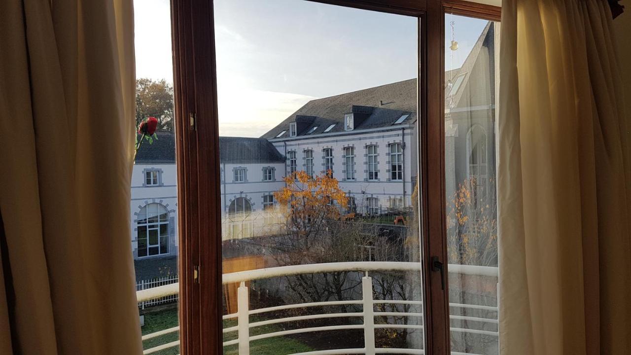 Logement dans le cœur historique de Mons Extérieur photo
